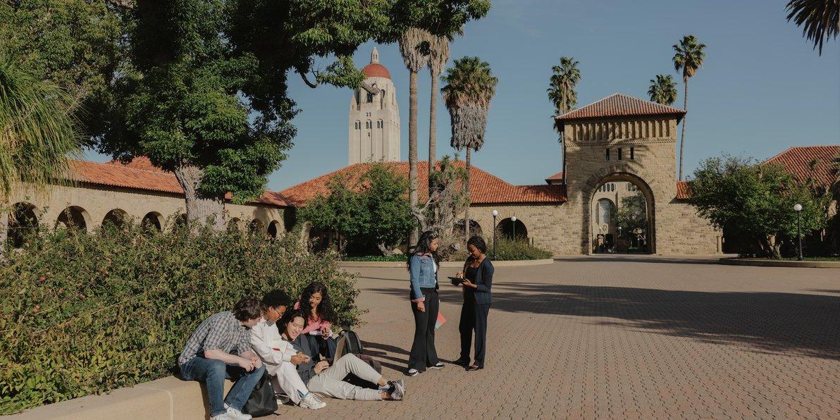 Top Universities in the USA and Best Degrees for Students